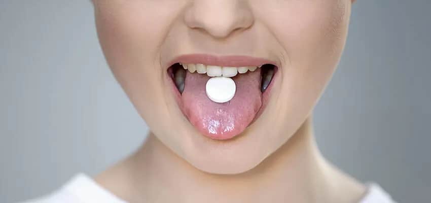 Antybiotyk na zapalenie jamy ustnej? Kiedy jest potrzebny?